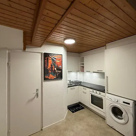 Cosy Avec Wi-fi Et Cuisine Equipee Lägenhet